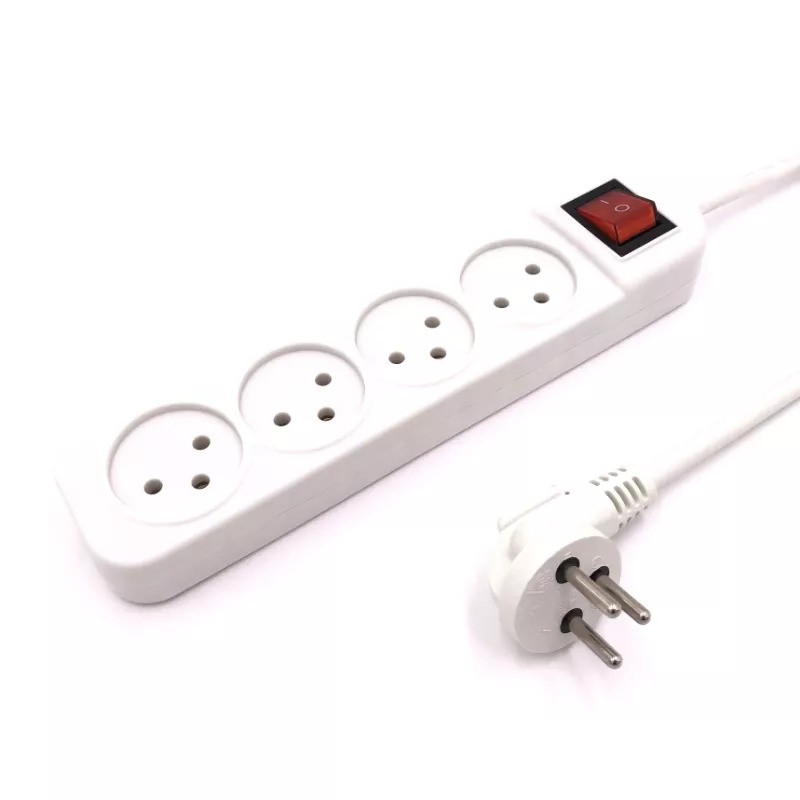 מפצל חשמל עם מפסק 4 שקעים כבל 3 מטר Luggar